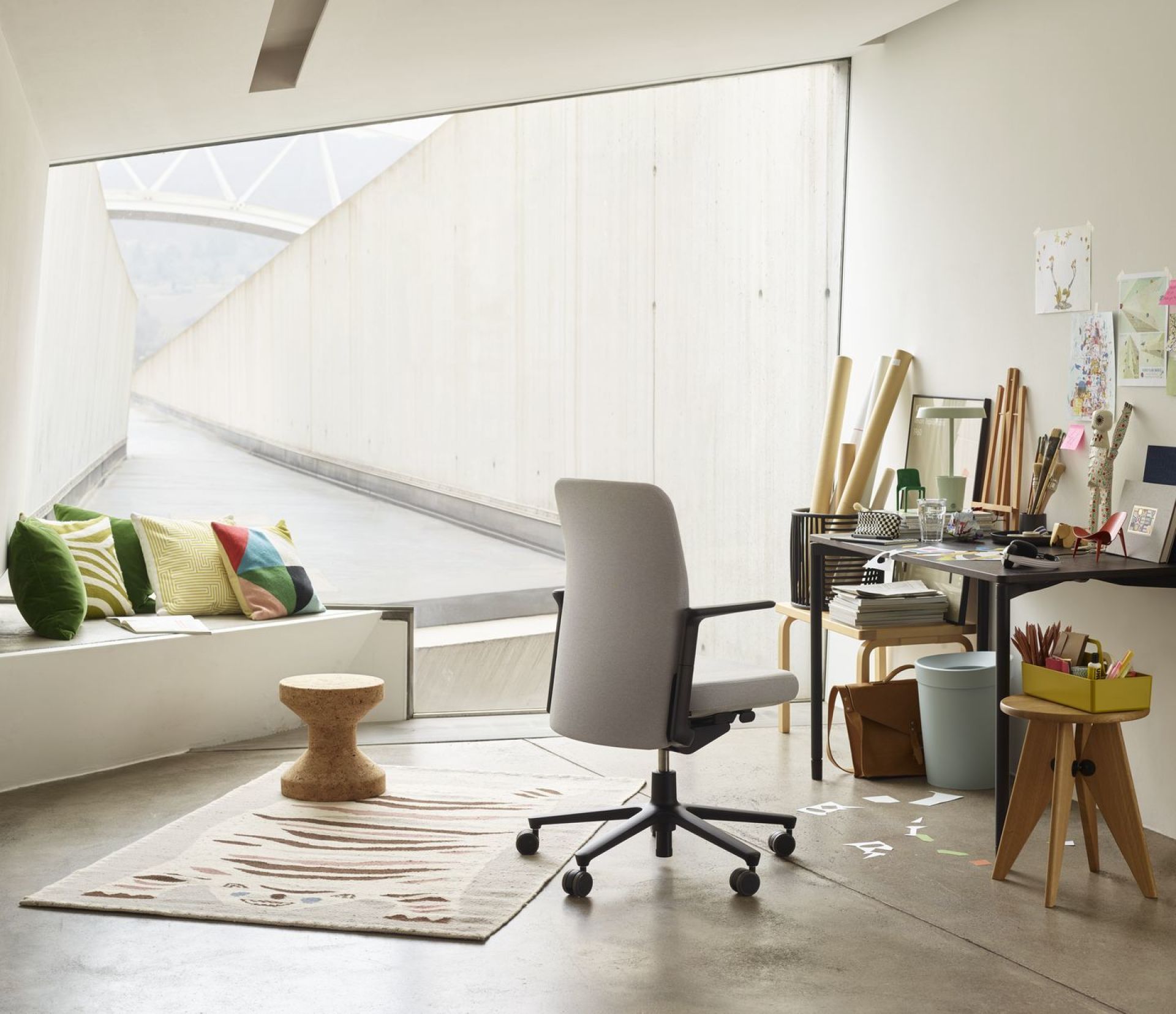 Tabouret Bois stool Vitra