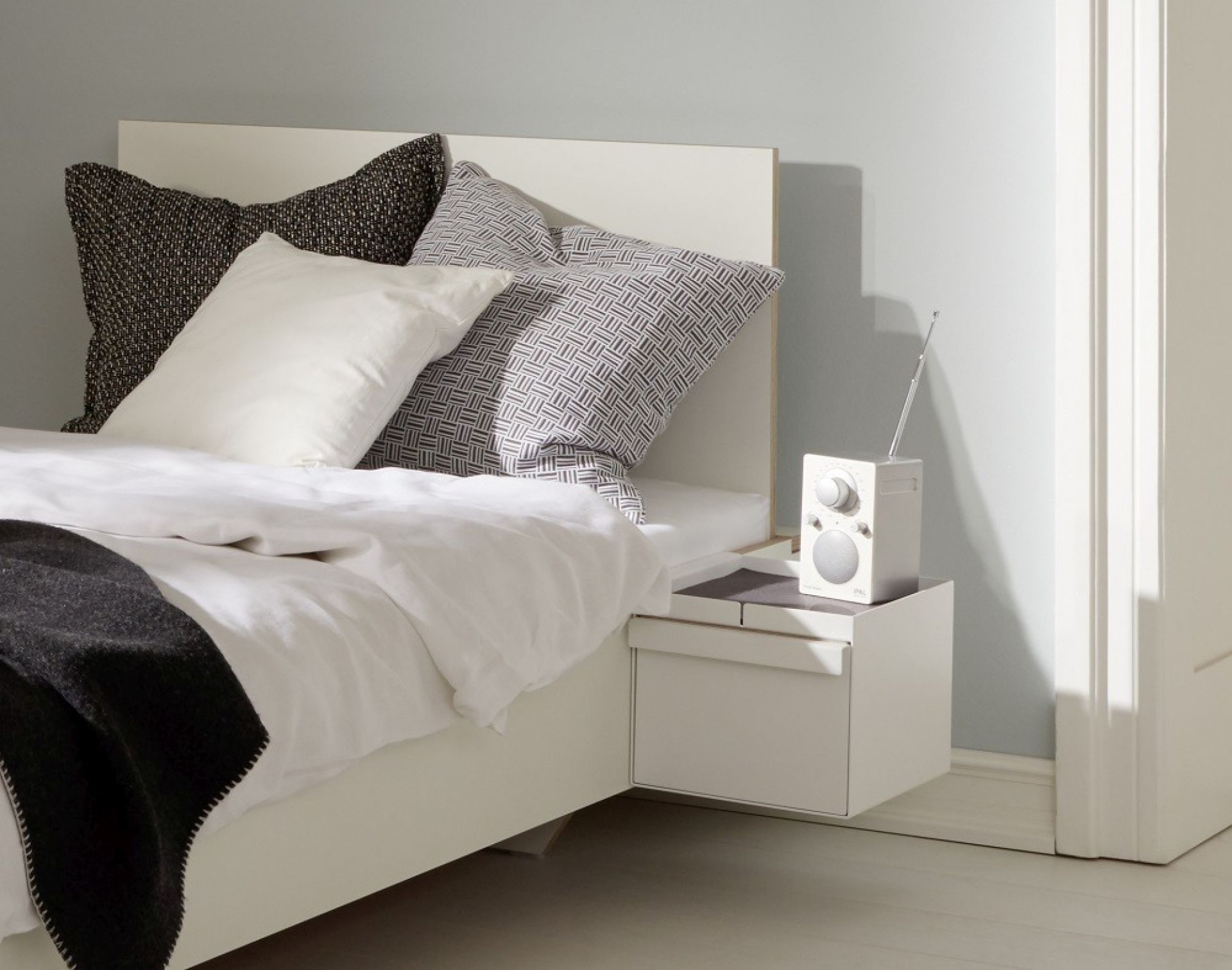 Flai single bed CPL Müller Möbelwerkstätten