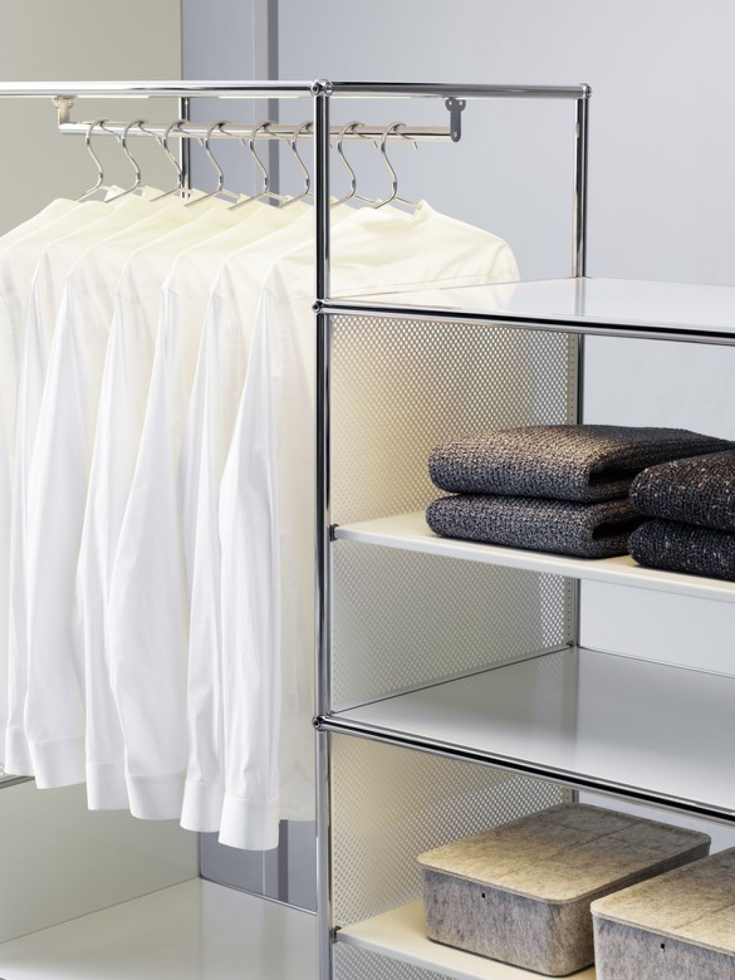 USM Haller E illuminated glas shelf 
