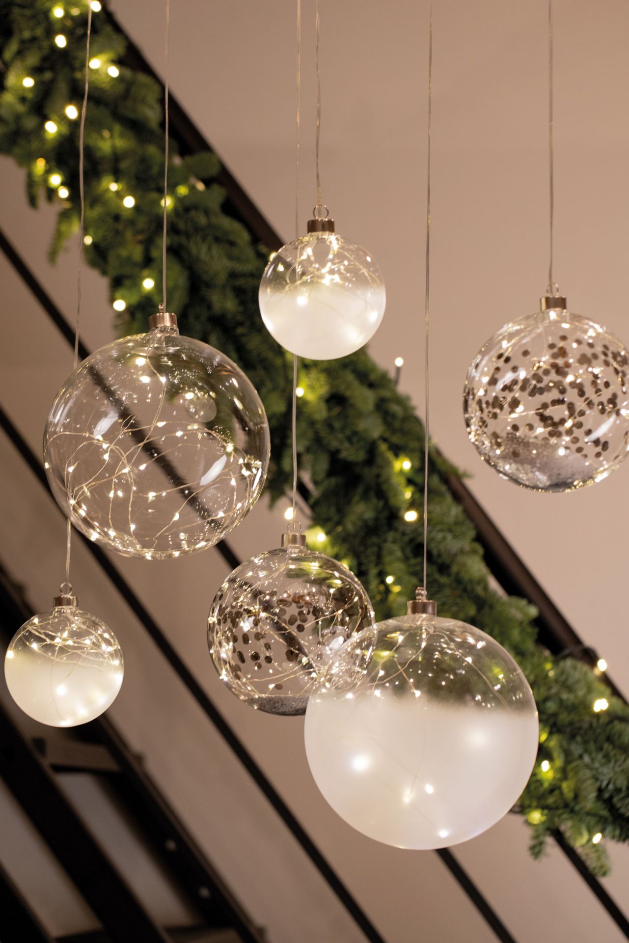 XXL Light globe LED frosted Räder