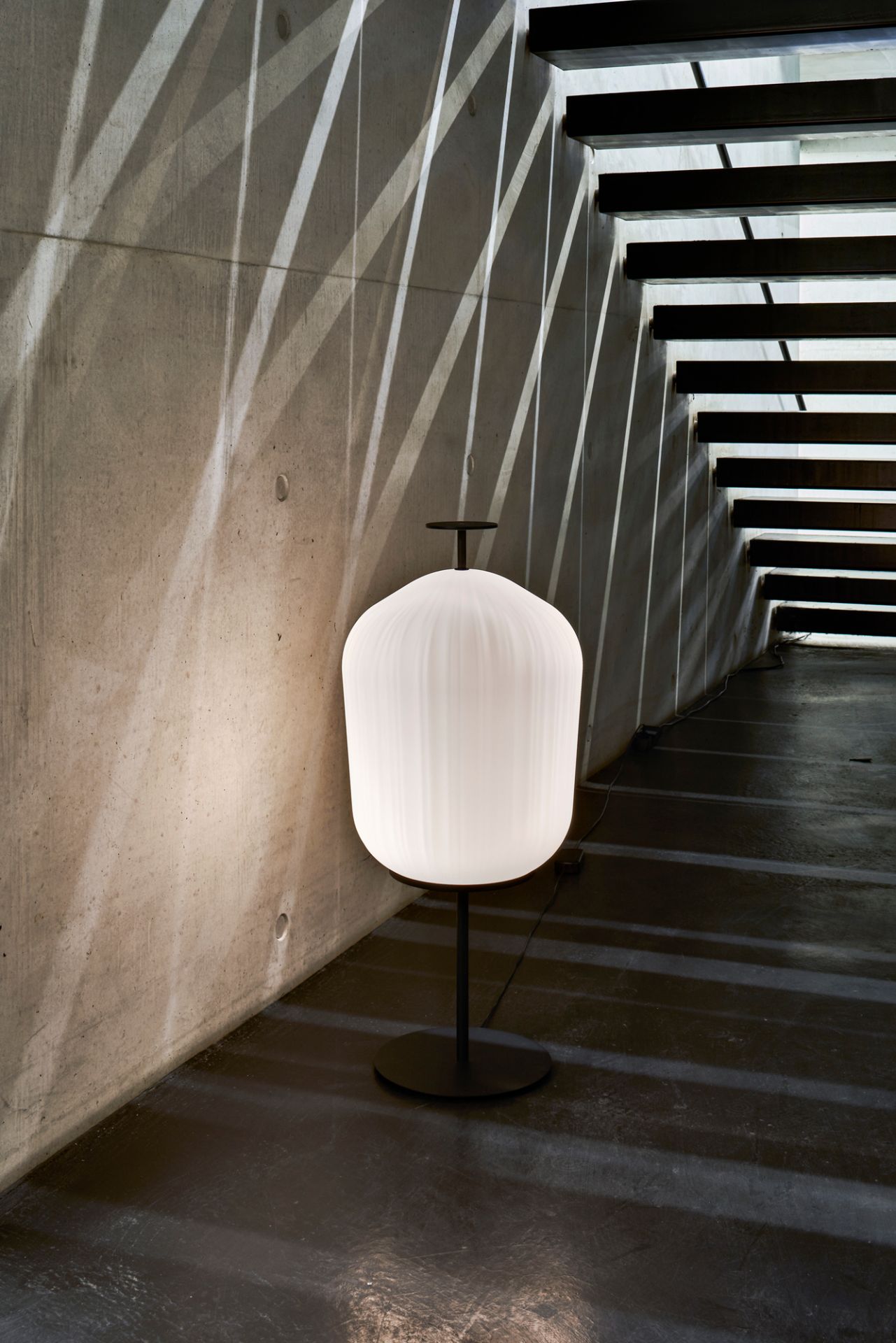 Plissée Floor Lamp ClassiCon