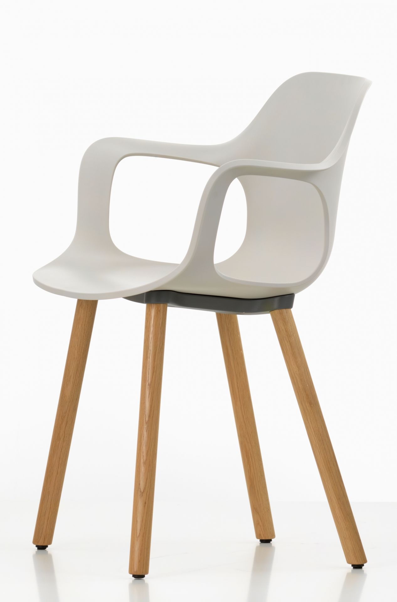 Hal RE Armchair Wood Armchair Vitra