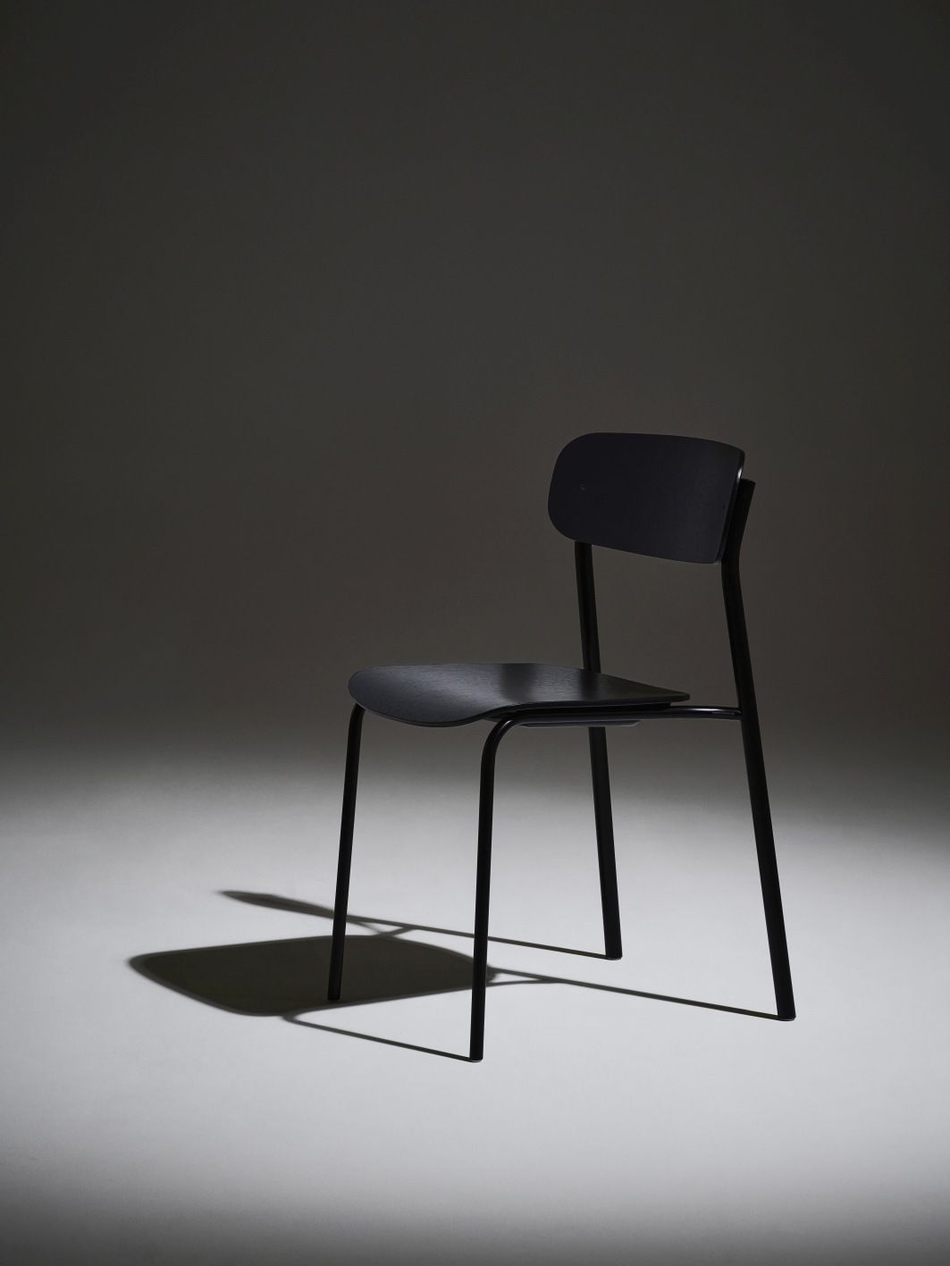 S 243 / S243 Tubular steel chair Thonet