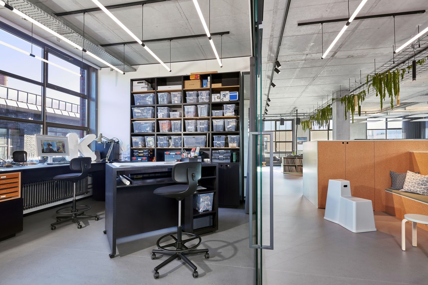 Rookie High office swivel chair Vitra