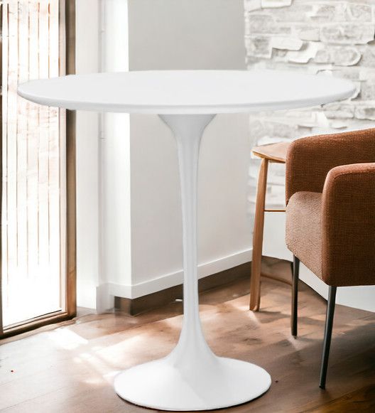 Saarinen oval side table / coffee table H 52 cm Knoll International  