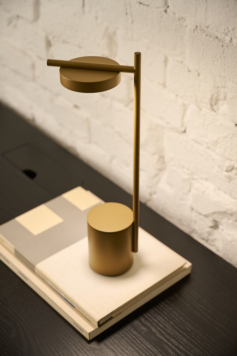 Igram Portable Table Lamp Shape I Battery-powered lamp / table lamp Grupa