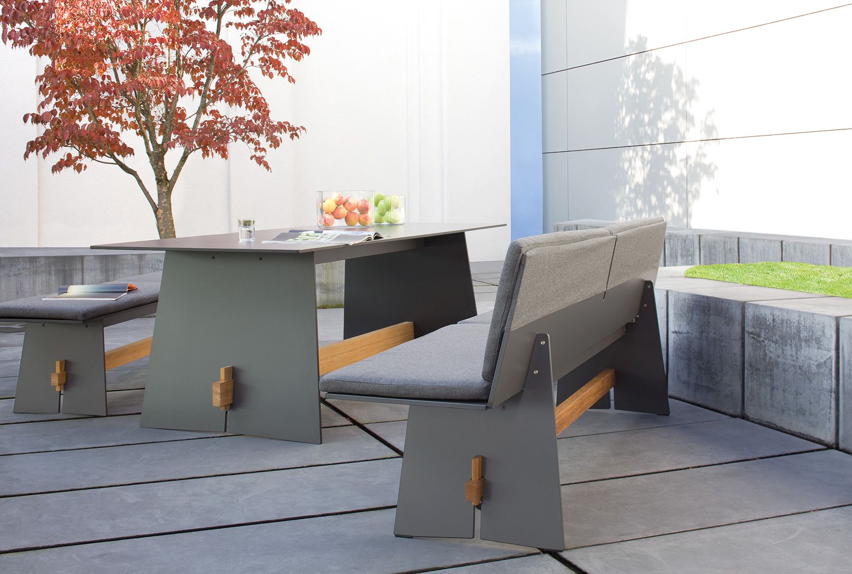 Tension Outdoor Rectangular Side Table Conmoto
