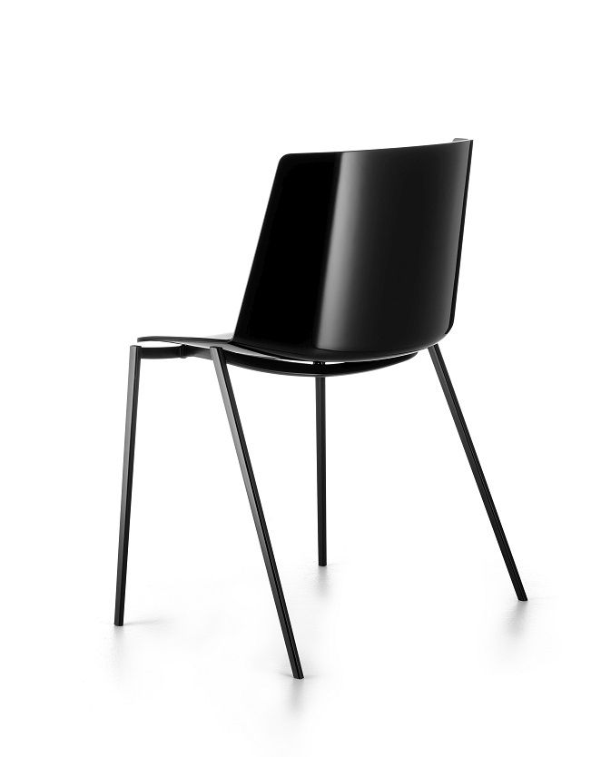 AÏKU Chair 4 Metal Legs Black MDF Italia