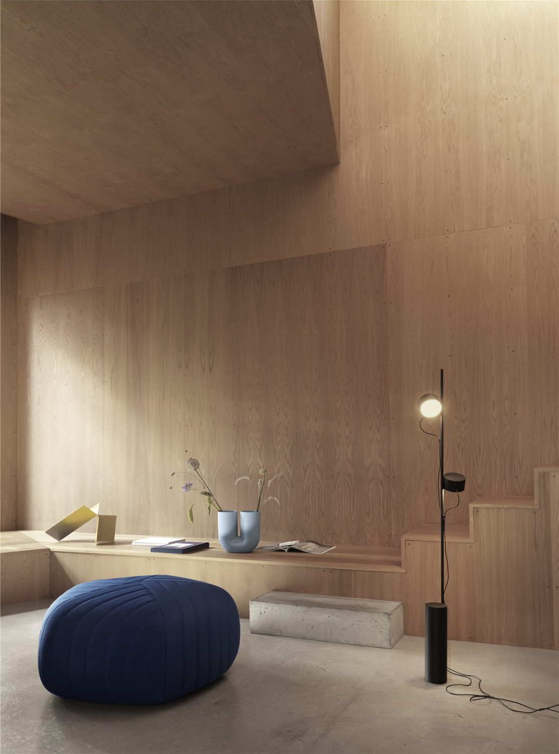 Post Floor Lamp Muuto