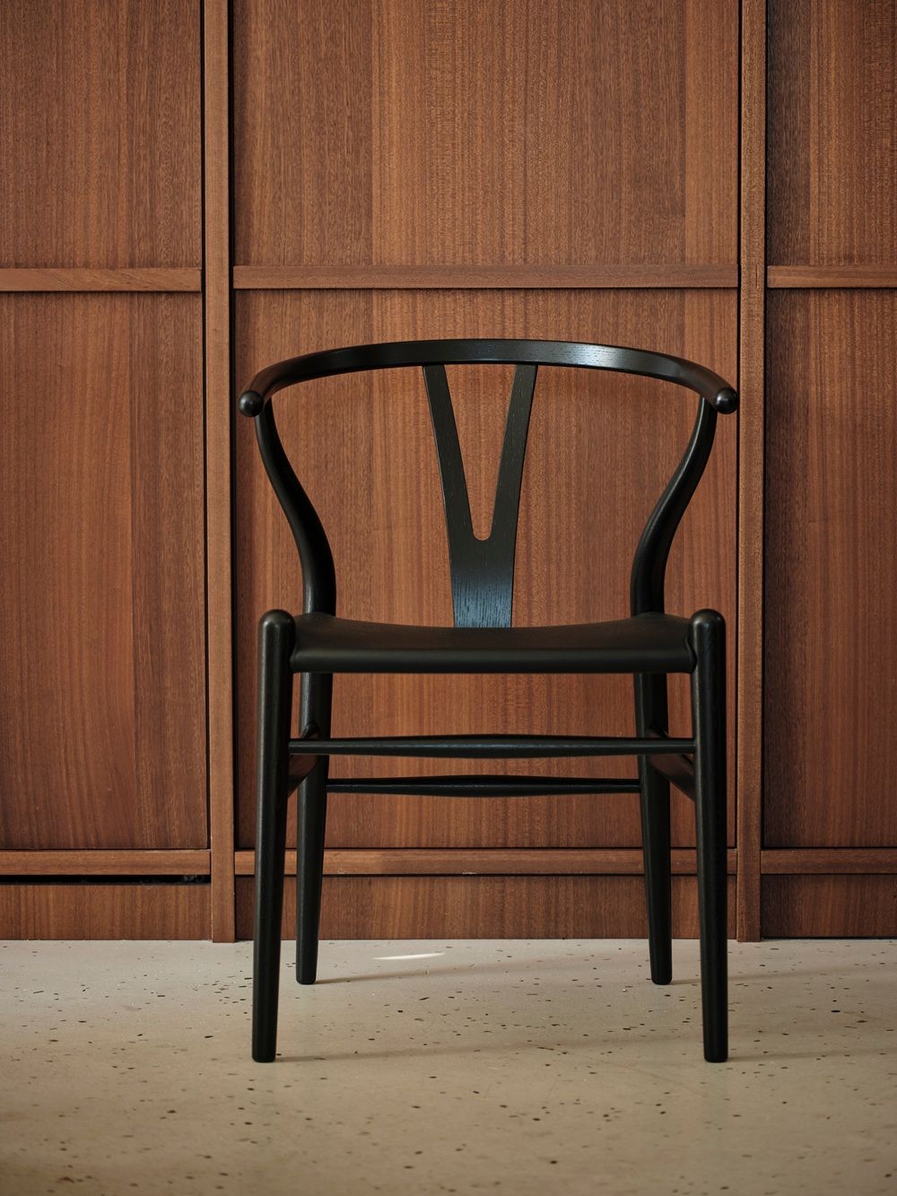 CH24P Wishbone Chair / Y-Chair by Carl Hansen & Søn