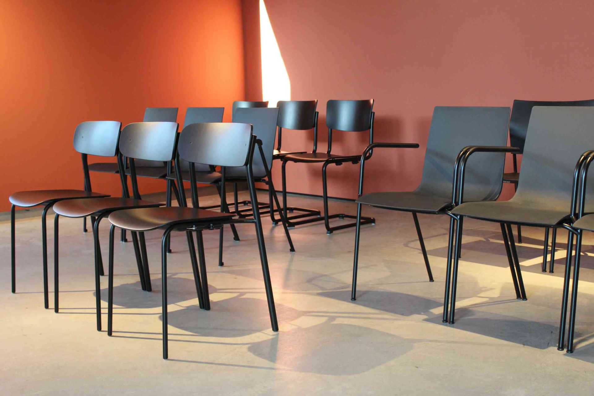 S 243 / S243 Tubular steel chair Thonet