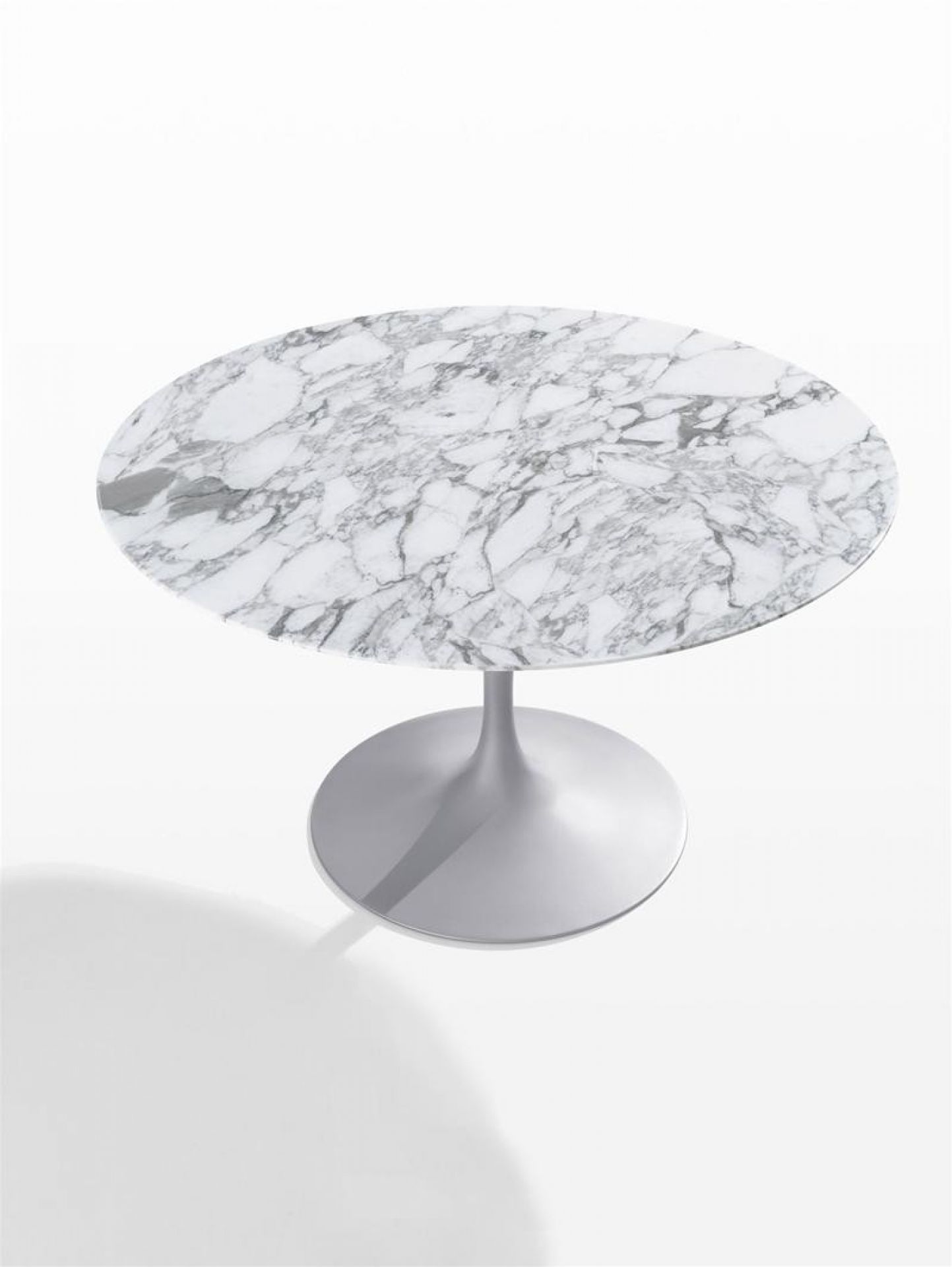 Saarinen Dining Table Round Knoll International