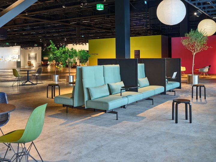 Eames Fibreglass Chair DSR Chair Vitra