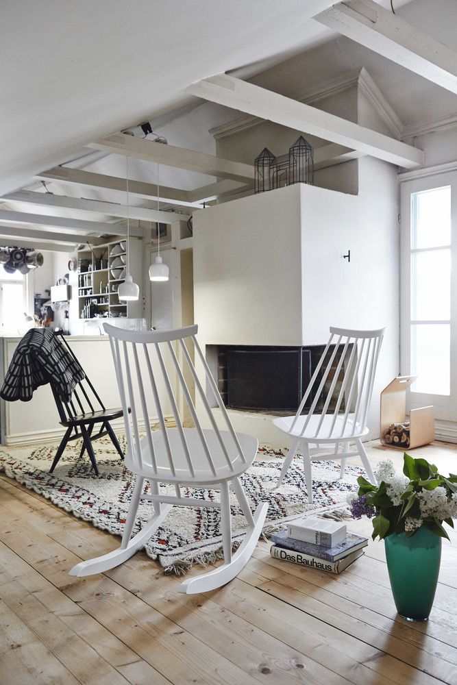 Mademoiselle rocking chair Artek