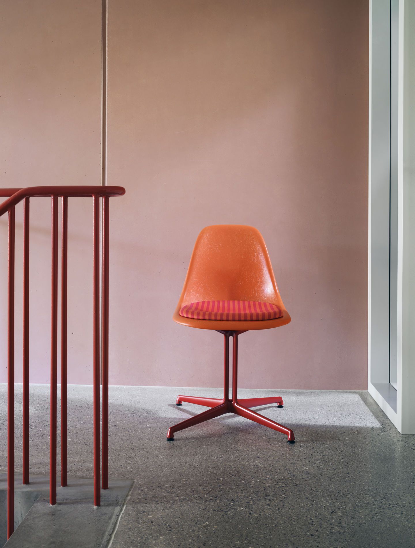 Eames Fibreglass Side Chair La Fonda Red Orange Vitra LIMITED EDITION 
