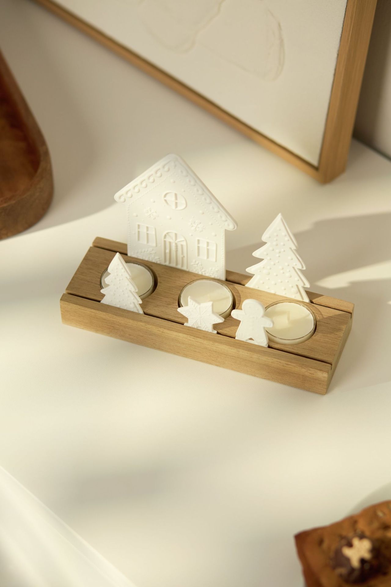 Light object Gingerbread Village Wheels