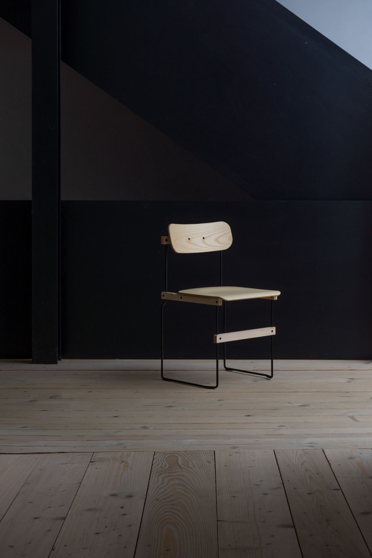 Bruto side chair Nils Holger Moormann