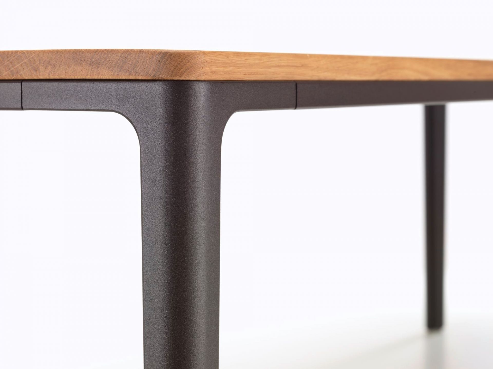 Plate Table coffee table - oak Vitra