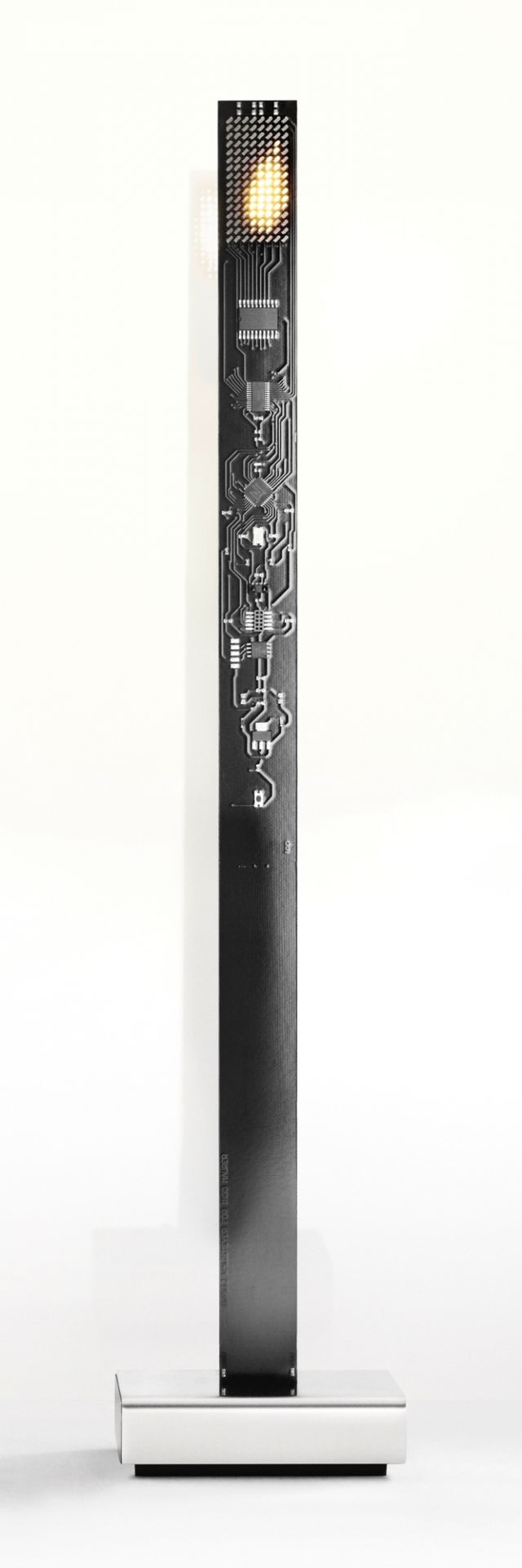 My New Flame USB table lamp platine black Ingo Maurer