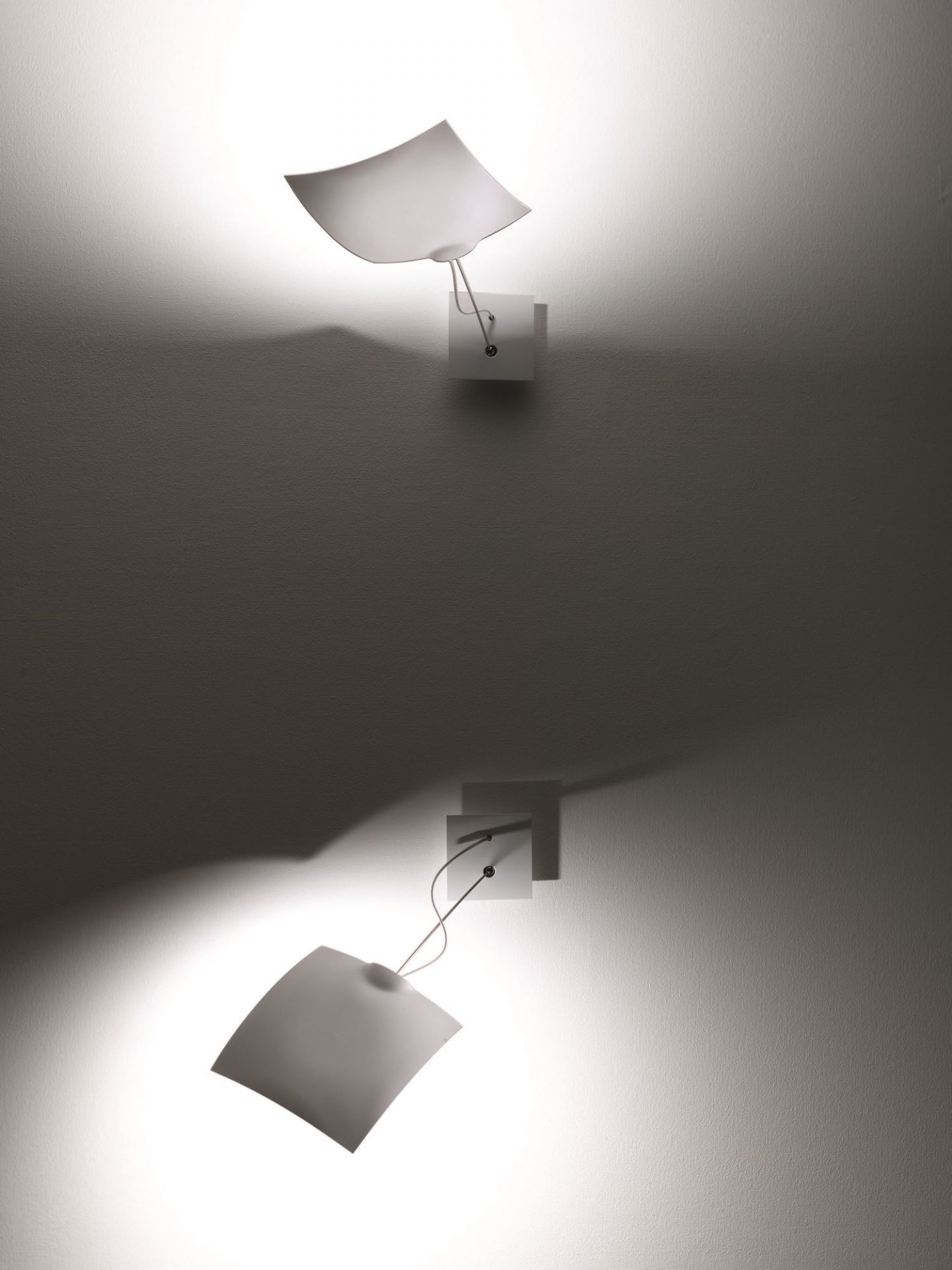 18 x 18 LED wall lamp Ingo Maurer