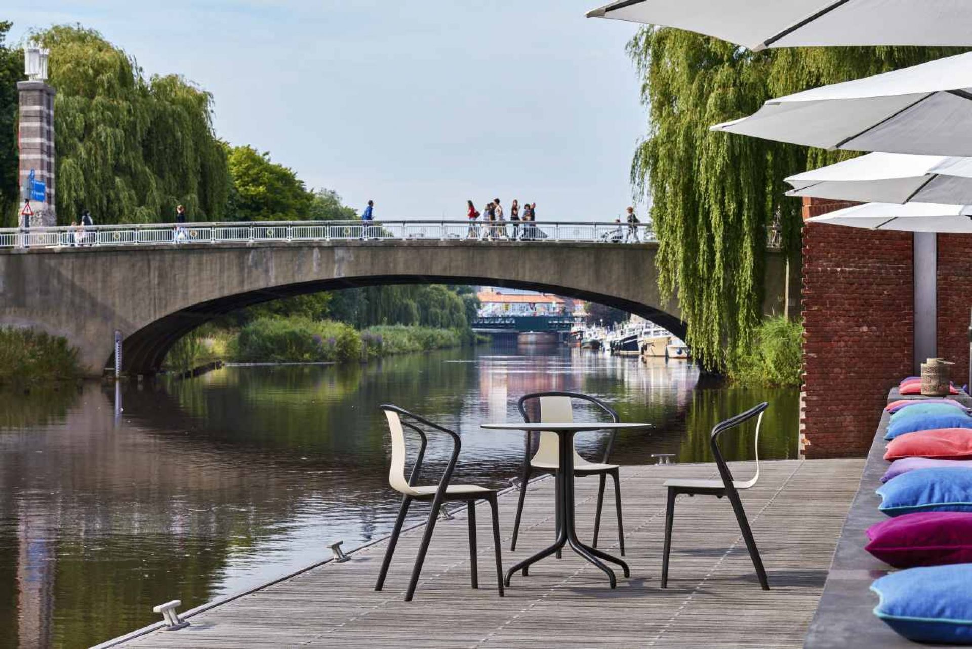 Belleville Table Vitra