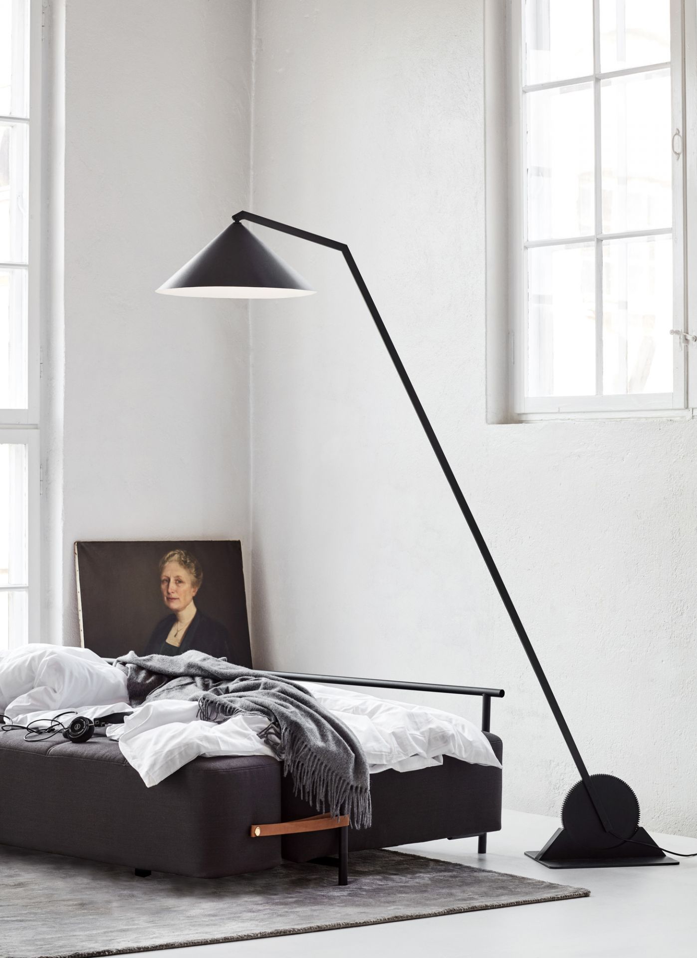 Gear floor lamp Northern