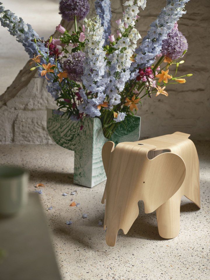 Eames Elephant Plywood Stool Vitra NEW VERSION