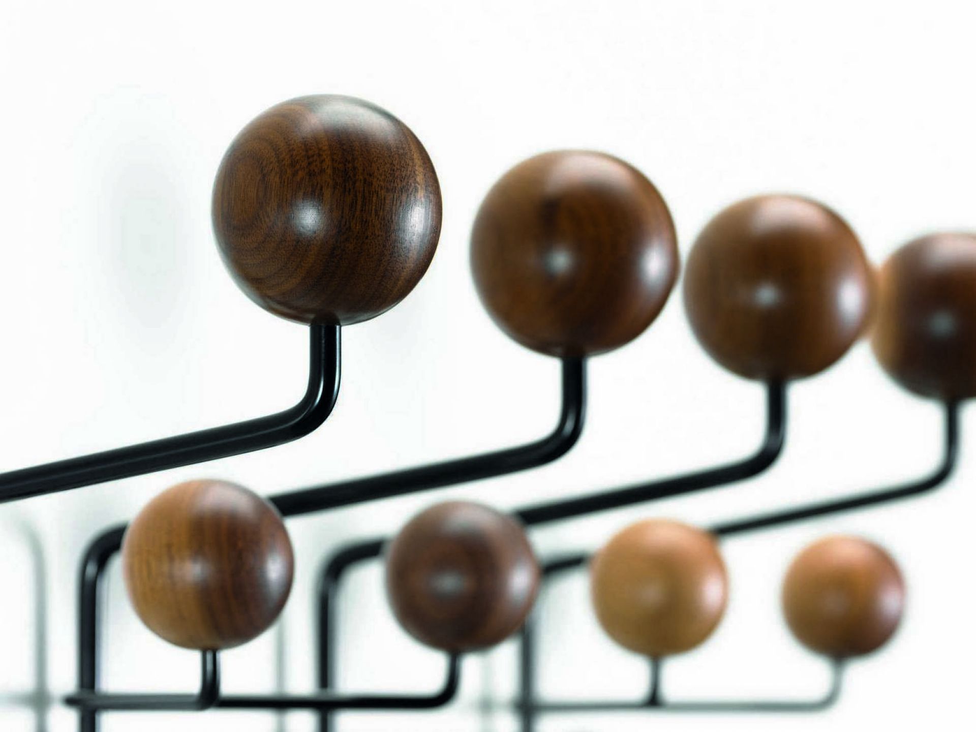 Eames Hang it all wardrobe walnut Vitra