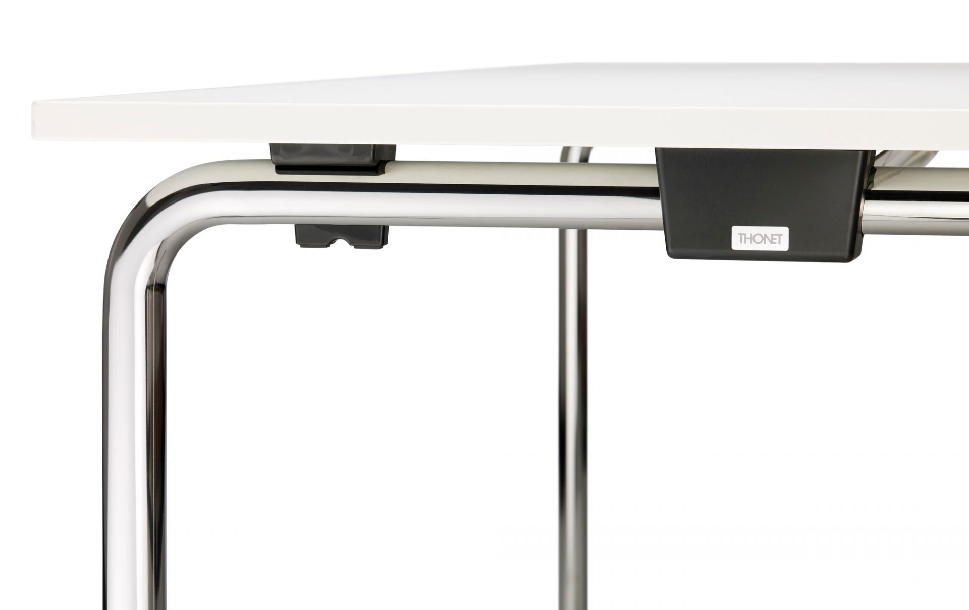 S 1196 1 Folding table Thonet 140 cm
