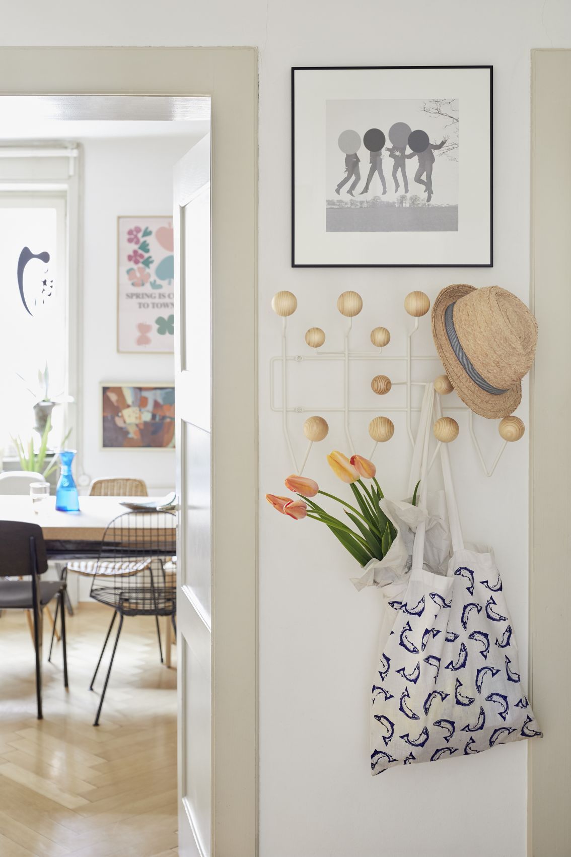 Eames Hang it all wardrobe white, Pine Vitra