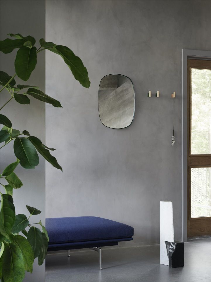 Framed Mirror small Muuto