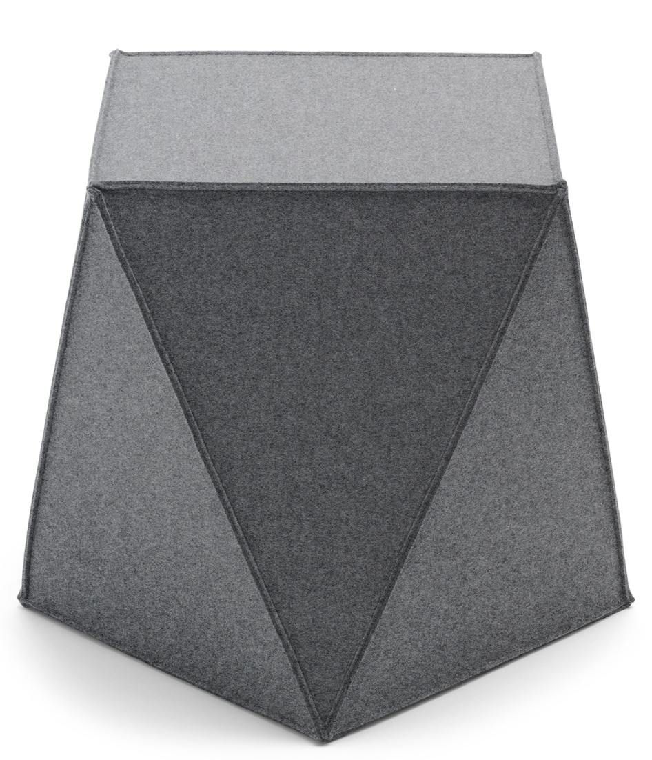 Brilli seating furniture Hey Sign