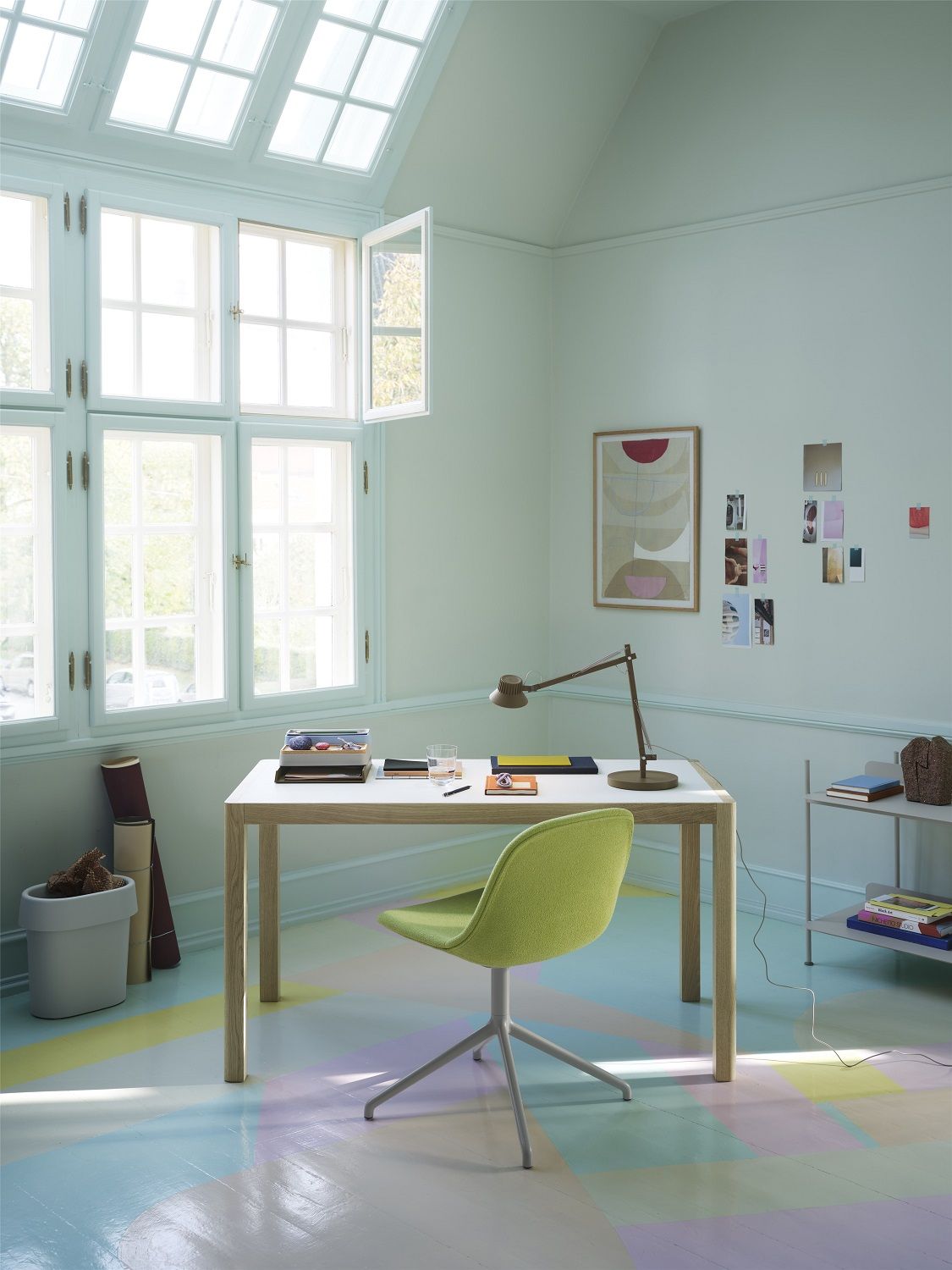 Arrange Desktop Series Configuration 2 Organiser Multicolor Muuto