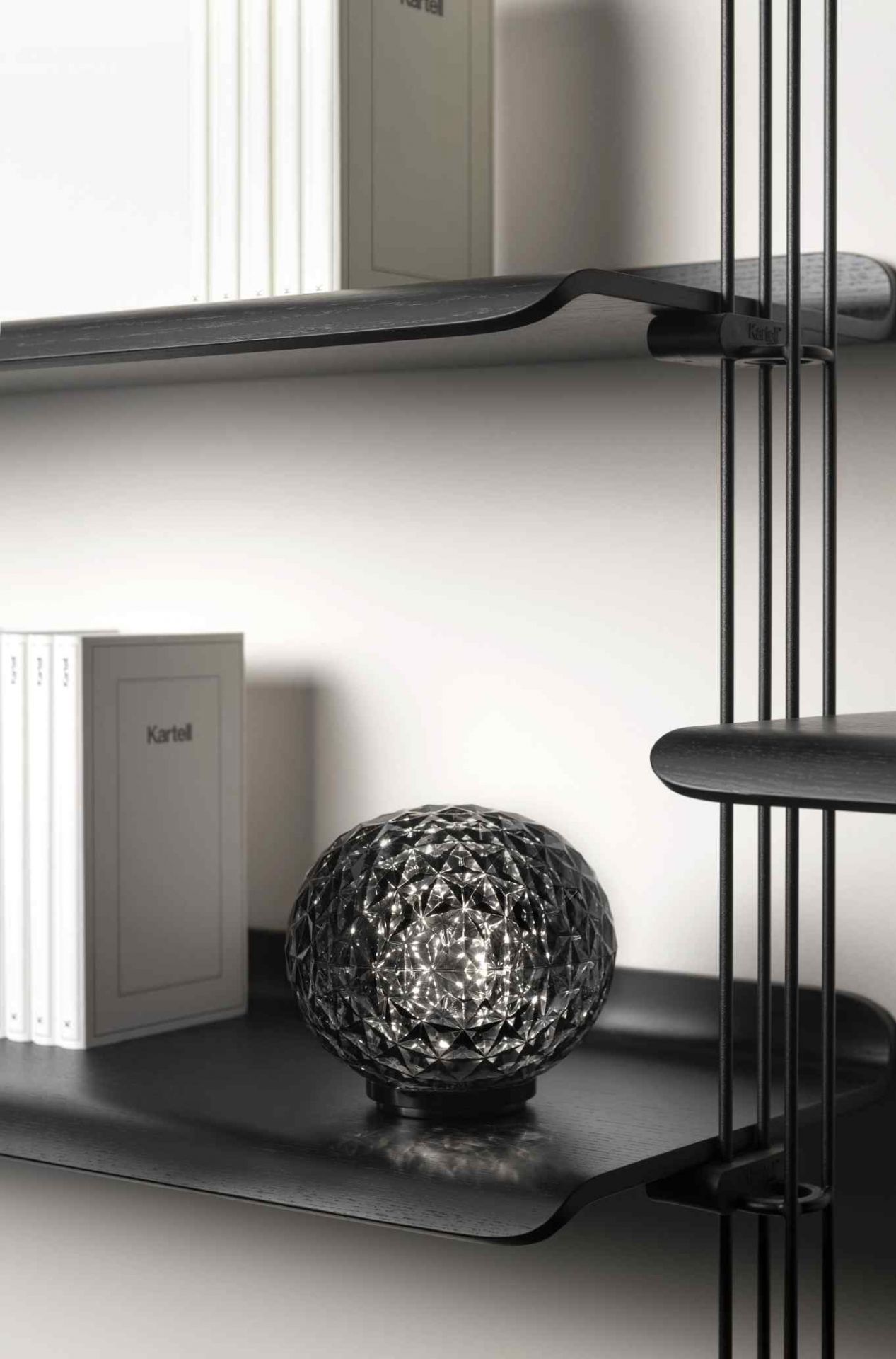 MINI Planet LED Akku Table lamp Kartell