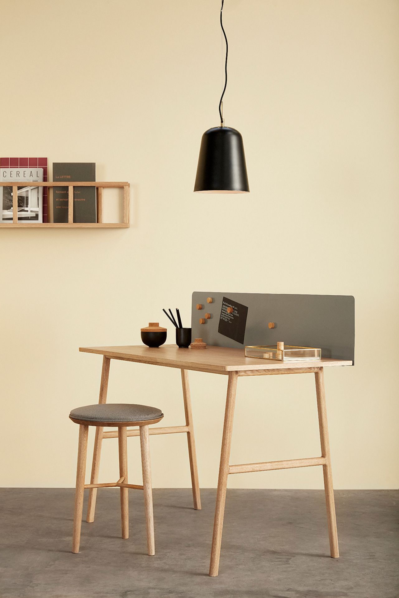 Oak Magazine Holder Magazine Holder Hübsch Interior SINGLE PIECE