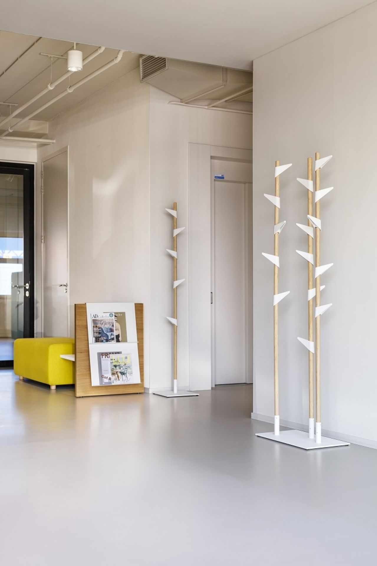Bamboo coat stand Cascando