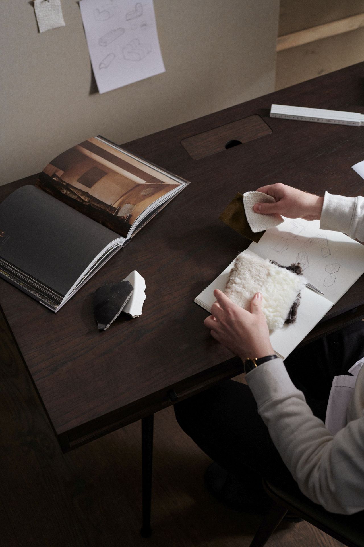 JFK Office Desk with Standard Legs Norr11