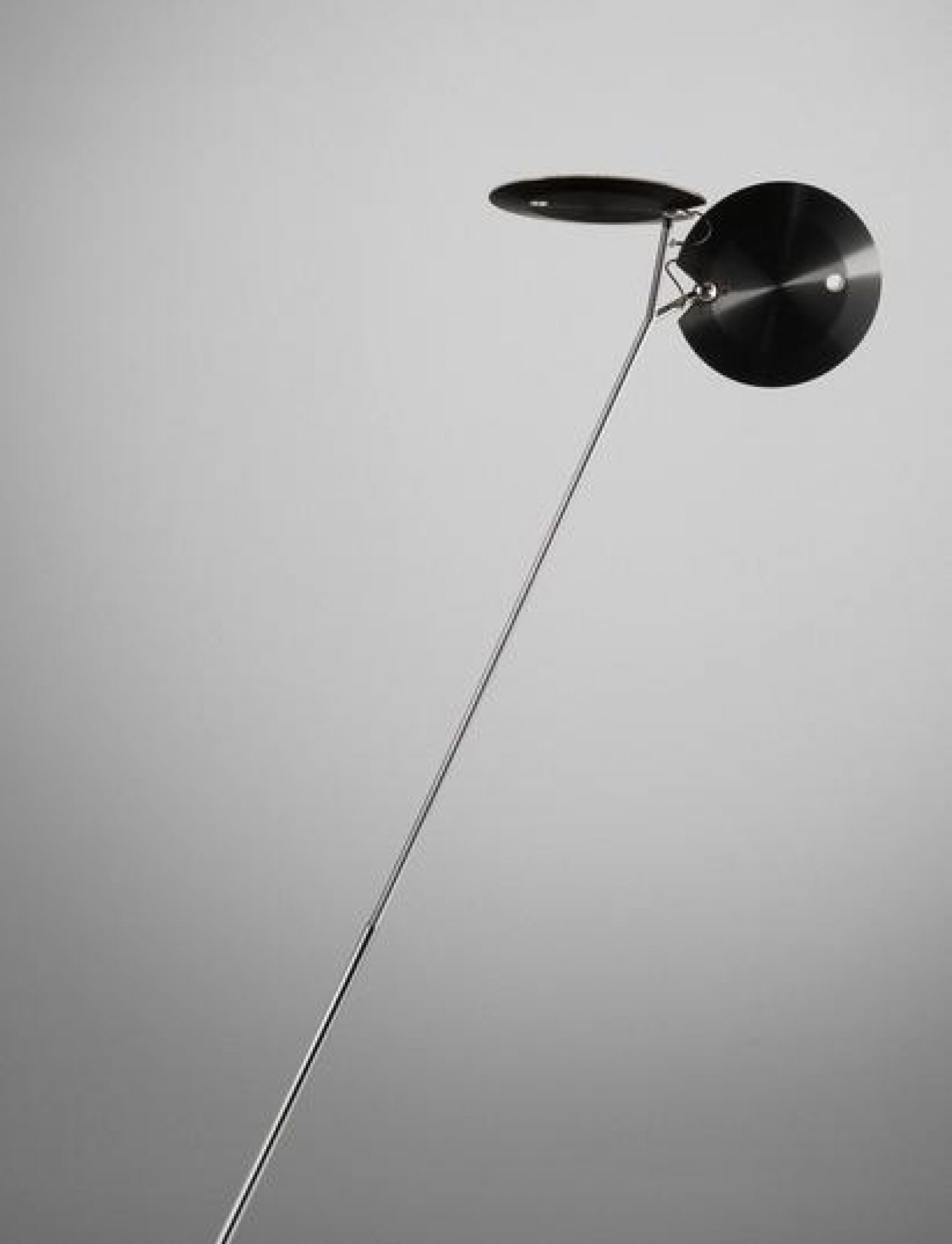 OyO S Floor Lamp Black 2700 K Baltensweiler