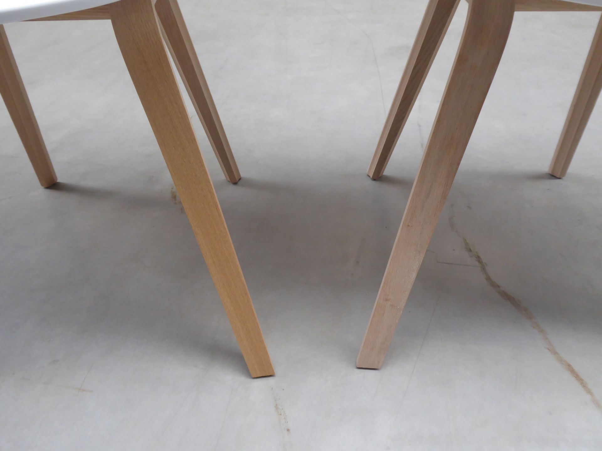 About A Chair AAC22 / AAC 22 Stuhl Hay-Weiß About A Chair AAC22 / AAC 22 Stuhl Hay-Weiß