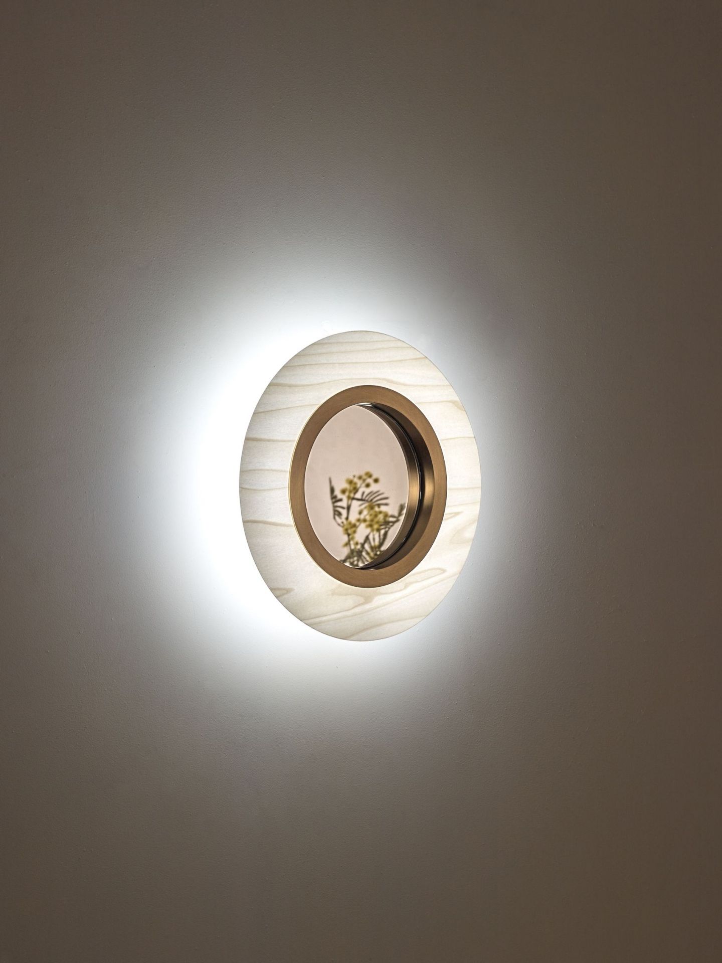 Lens LED Wall Light Round Metal Ring in Gold LZF Lamps