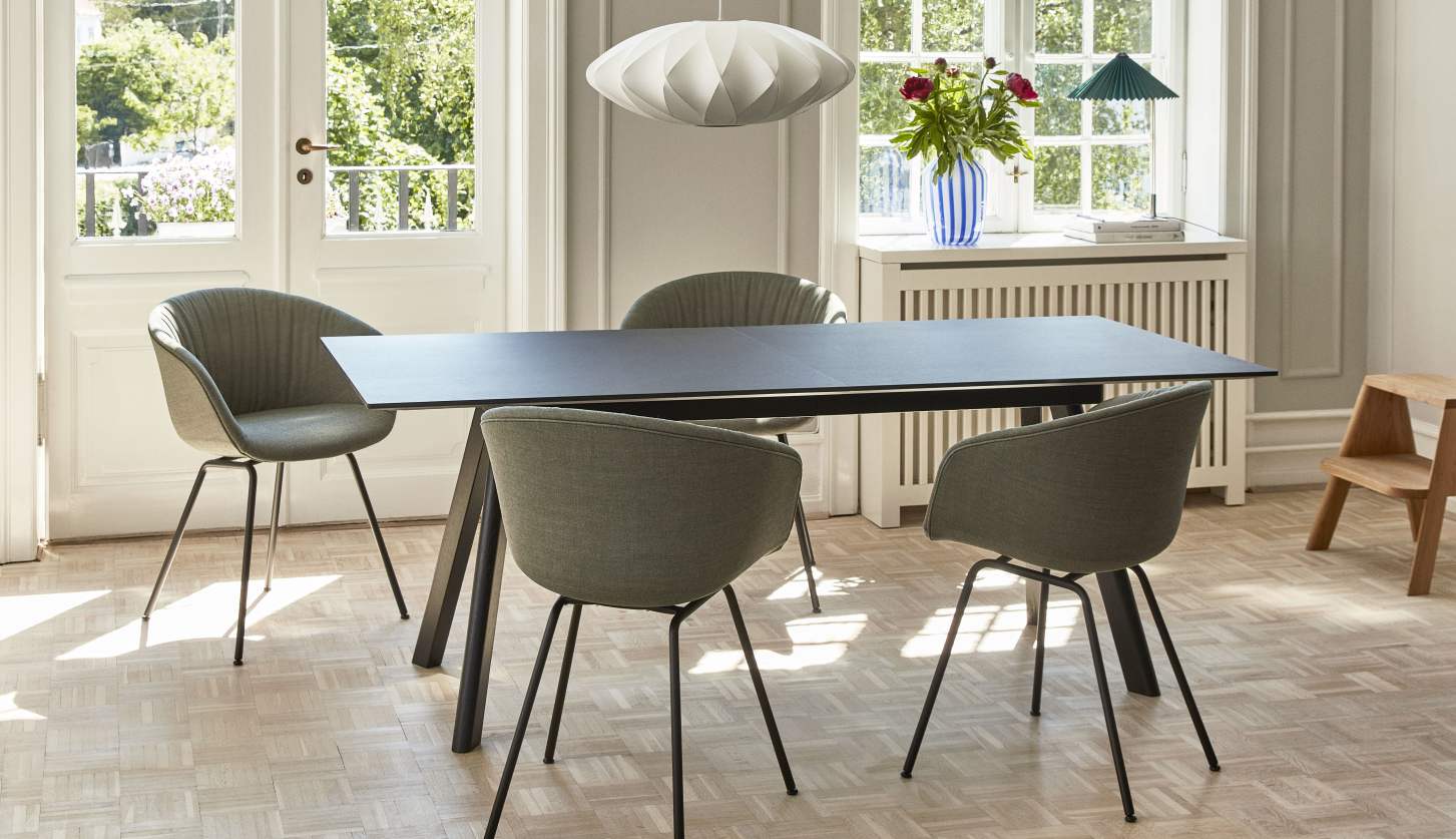 Nelson Saucer Crisscross Bubble Pendant light Hay