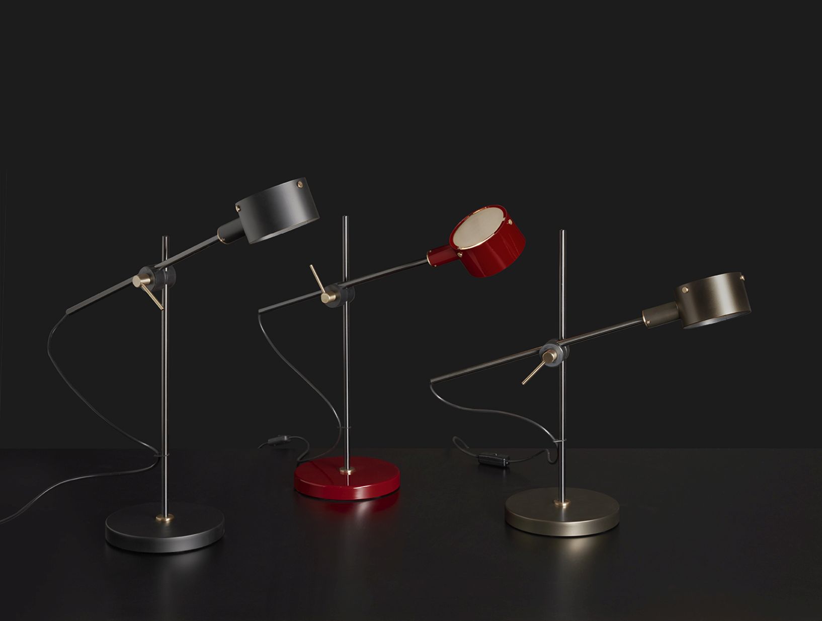 G.O. 252 table lamp Oluce G.O. 252 table lamp Oluce
