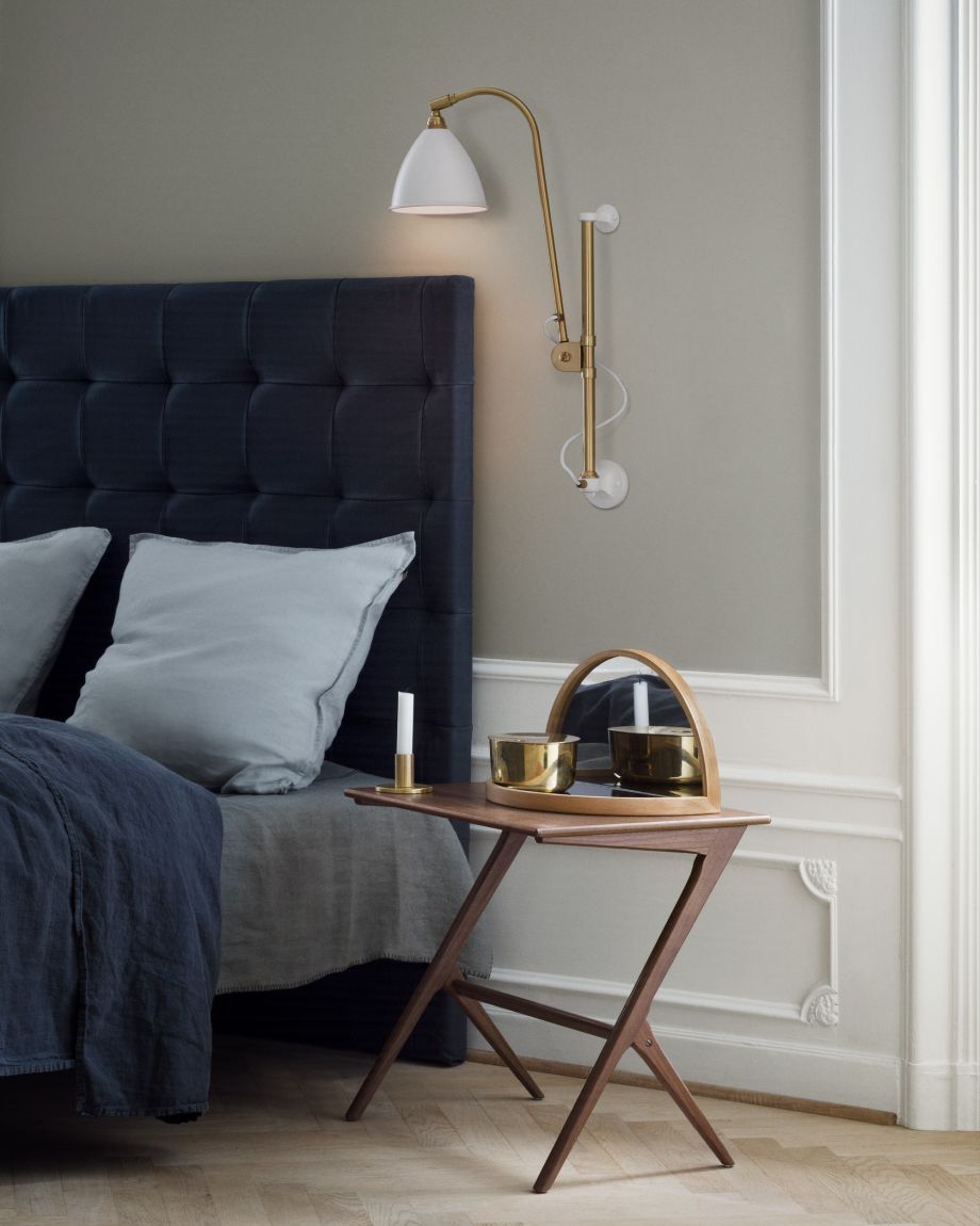 Bestlite BL 5 Wall Lamp White / Brass Gubi Bestlite BL 5 Wall Lamp White / Brass Gubi