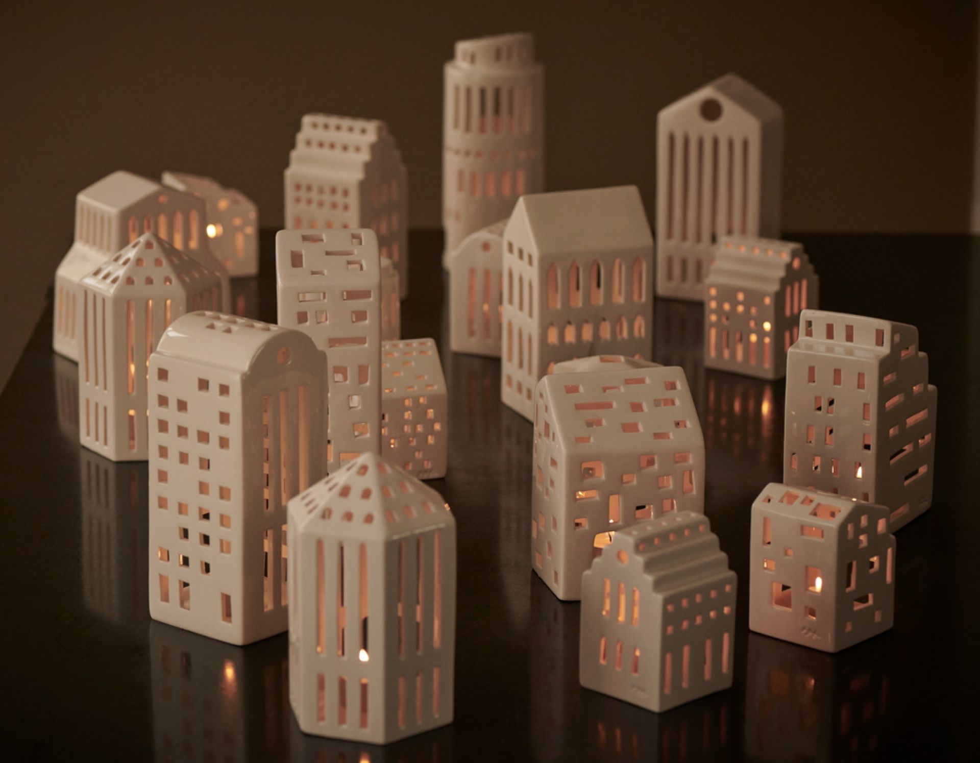 Urbania Lighthouse High Building H 22 cm Kähler SINGLE PIECES