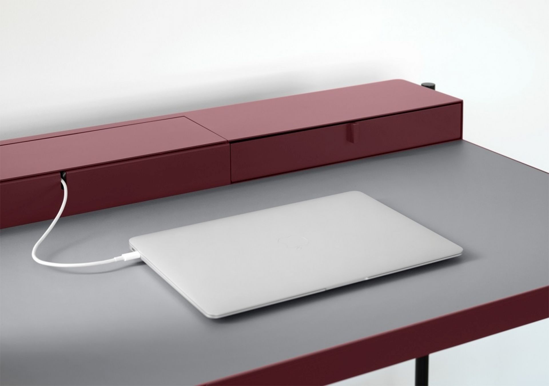PS20 BIG Desk Müller Möbelfabrikation Oxidred 1 drawer