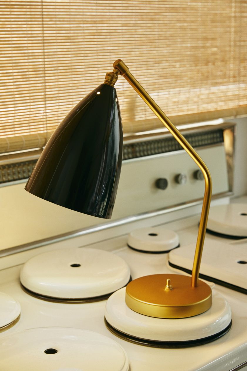 Gräshoppa Table lamp Gubi