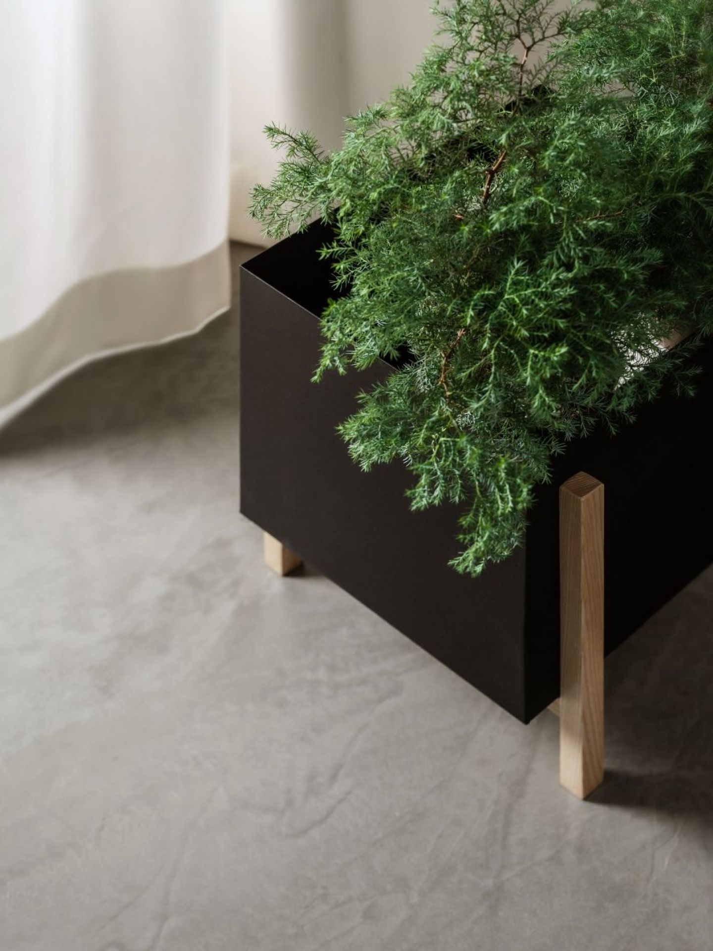 Botanic Flower Stand Middle Design House Stockholm