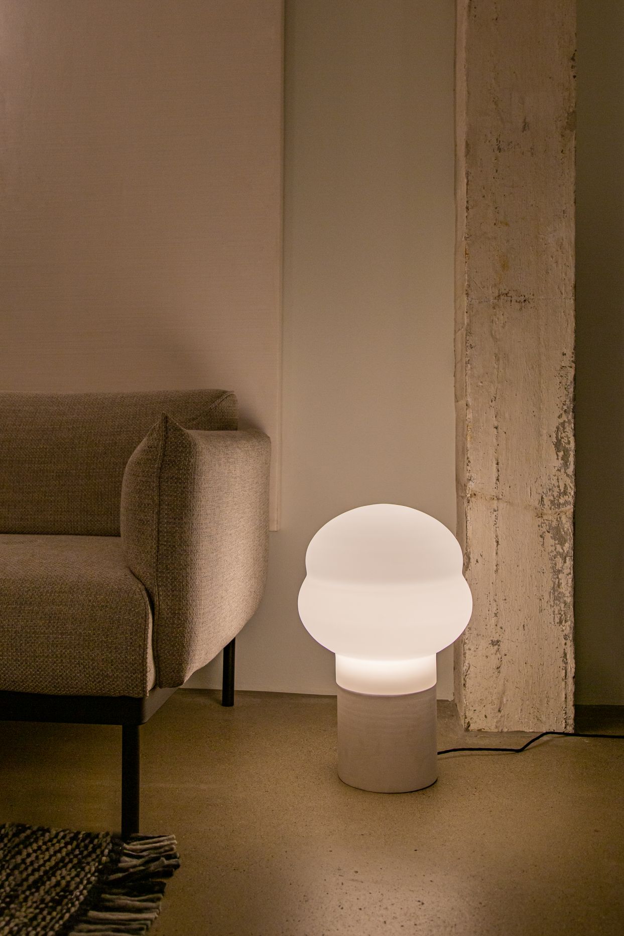Kumo Table lamp high white Pulpo