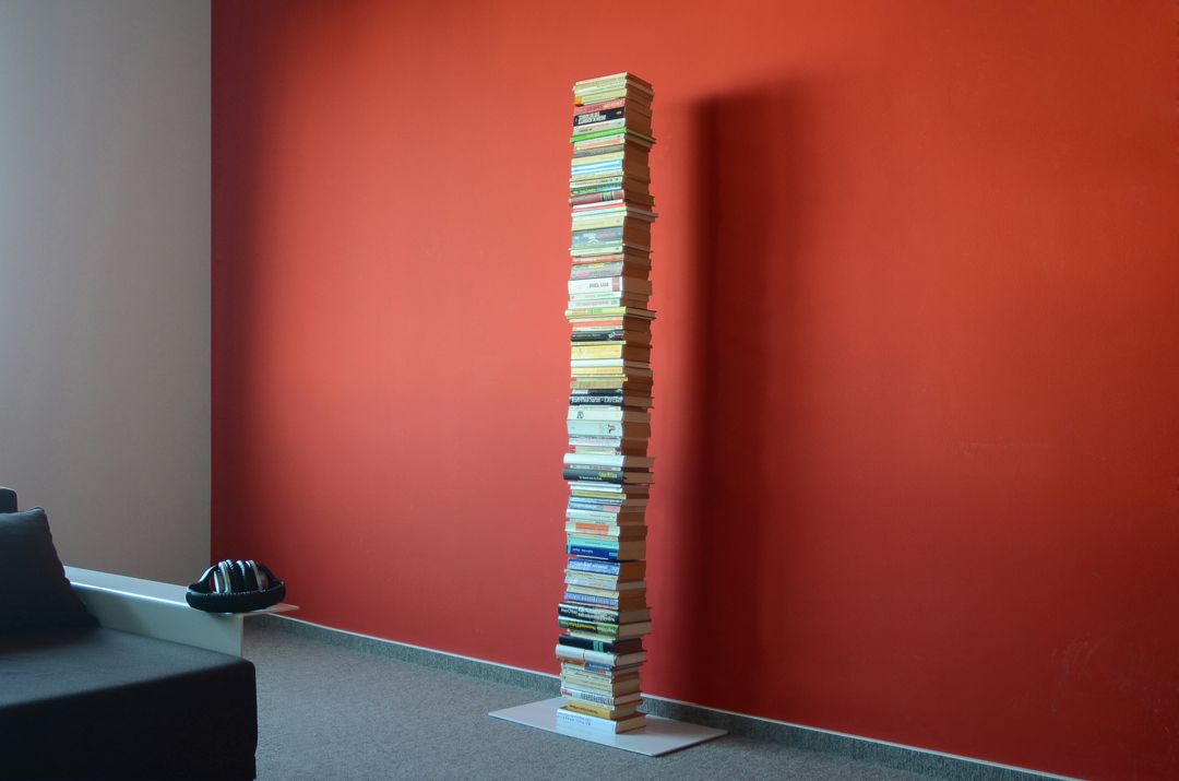 Booksbaum single upright shelf Radius 