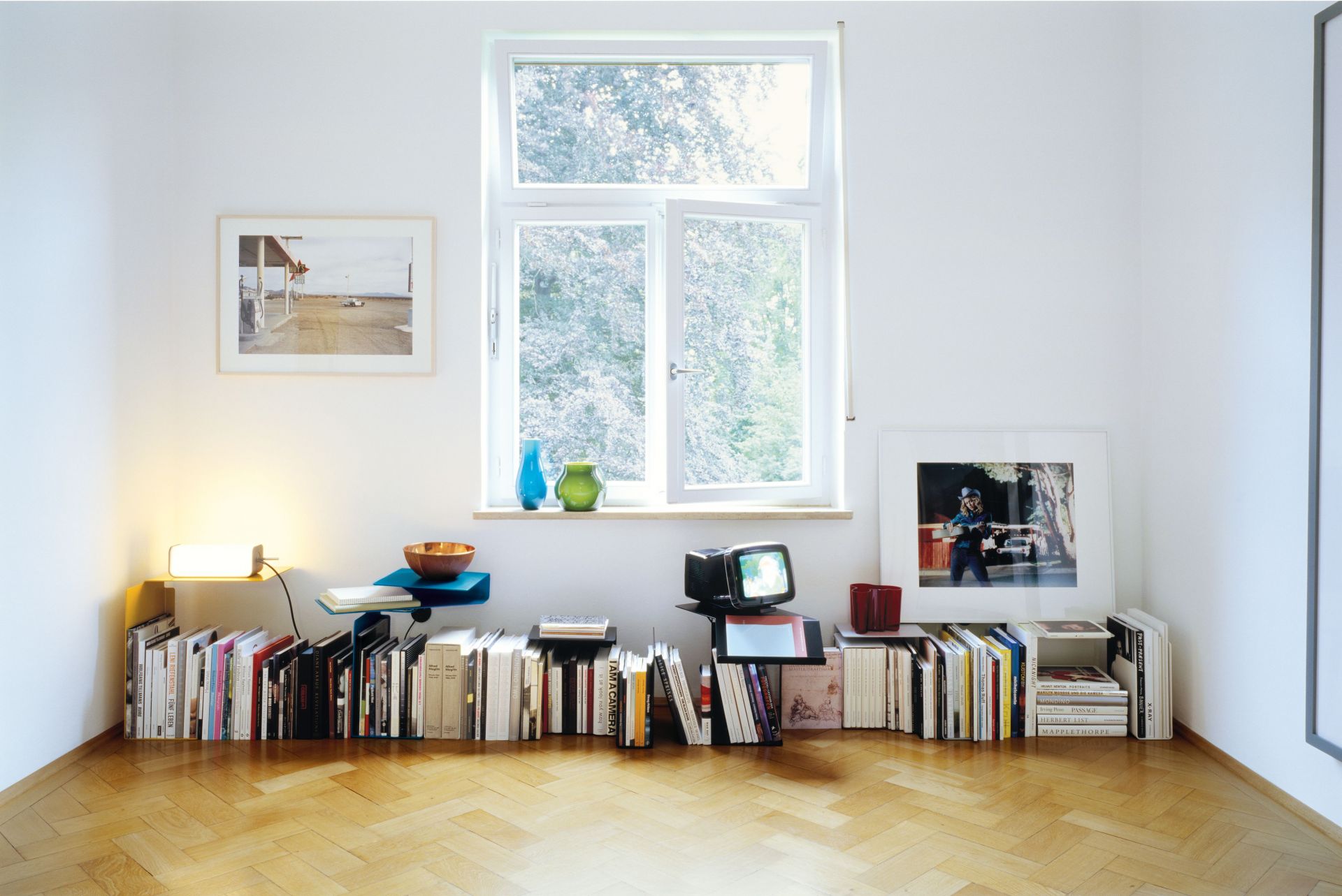 Diana side table ClassiCon